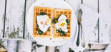waffles recipe with poached egg, gofry